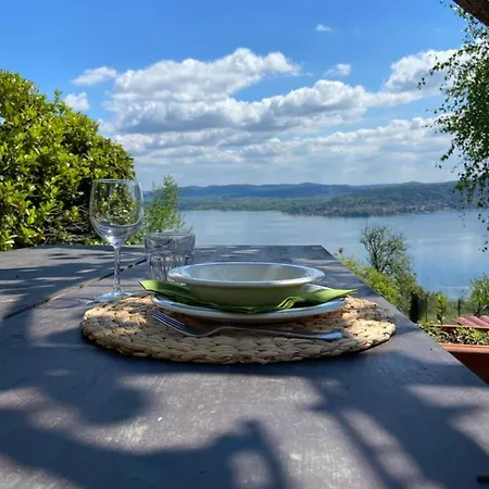Holiday home Sciareia - House With Stunning Lake View And Garden *
