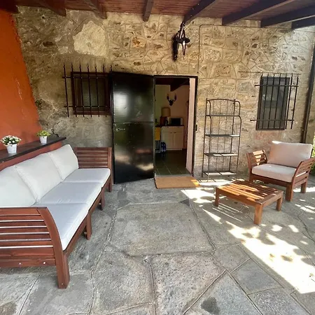 Sciareia - House With Stunning Lake View And Garden Holiday home