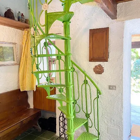 Holiday home Sciareia - House With Stunning Lake View And Garden *